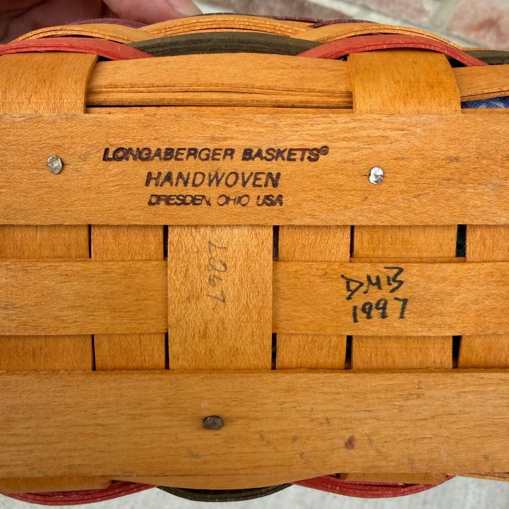 Longaberger 1997 Easter Basket Handwoven Wicker Fabric Liner Plastic Protector